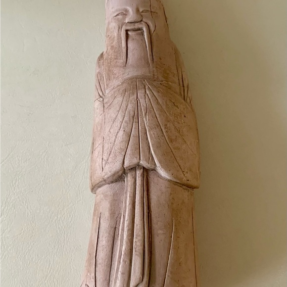 Vintage Austin Production 1975 carved Asian sculpture Sholary man - Picture 8 of 10